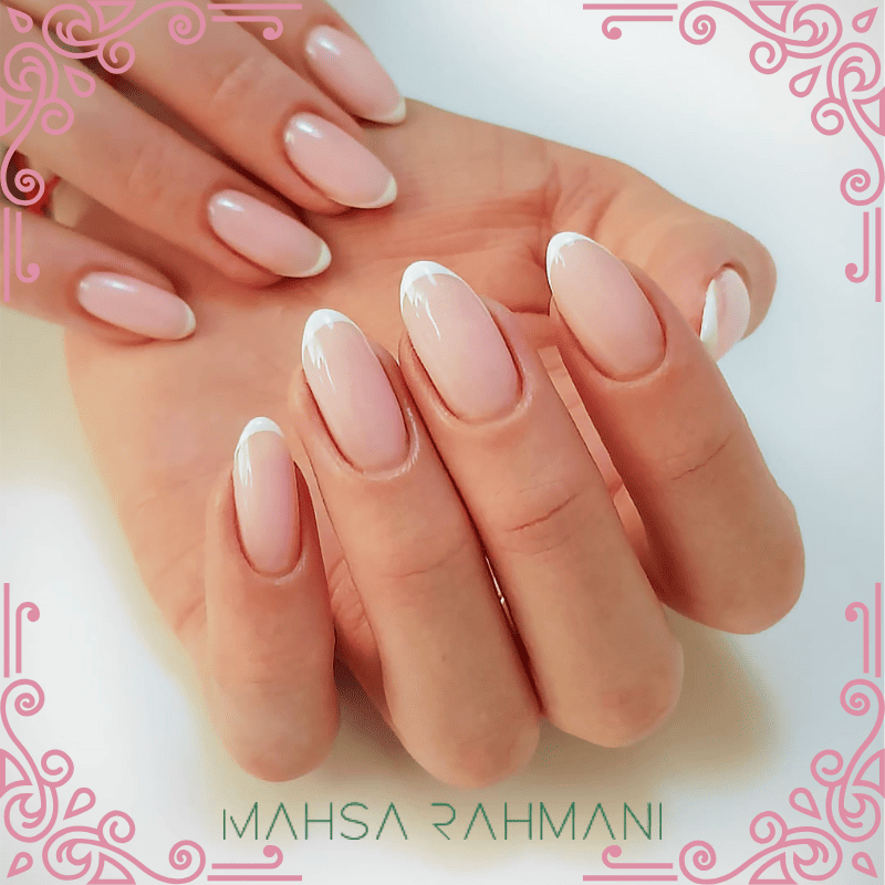 Micro French manicure